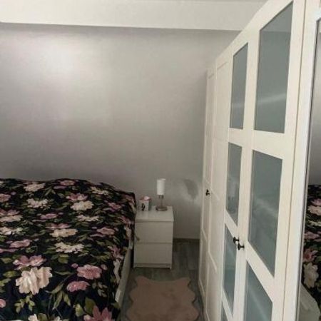 2-Zimmer-Dachgeschoss-Wohnung