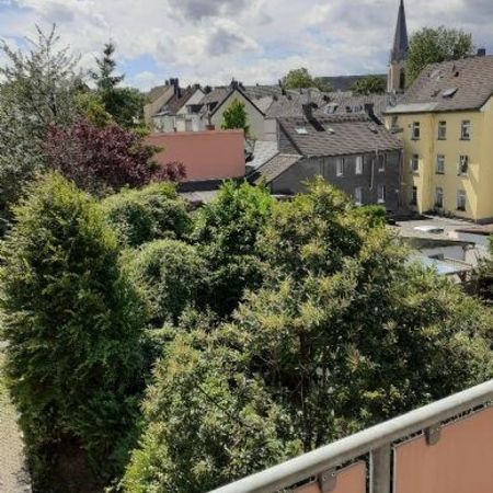 Helle großzügige 2-Zimmer-Wohnung