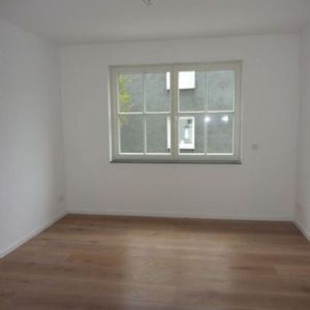 4-Zimmer-Erdgeschosswohnung mit Terrasse in Bochum-Ehrenfeld