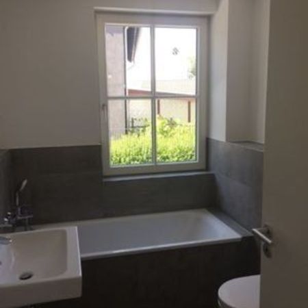 4-Zimmer-Erdgeschosswohnung mit Terrasse in Bochum-Ehrenfeld