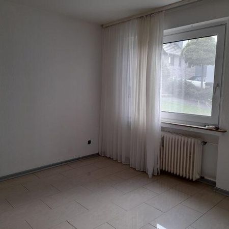 Schicke Wohnung mit Balkon