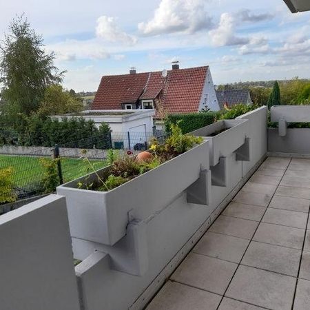 Schicke Wohnung mit Balkon