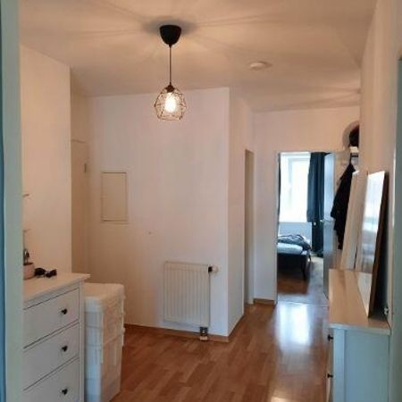 Schöne Wohnung - Nähe Flughafen